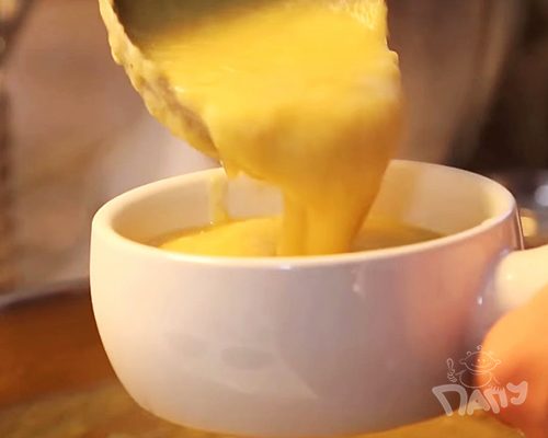 Картофена крем супа с праз и сметана